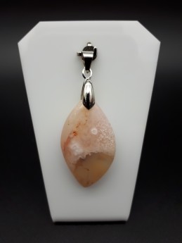 Pendentif agate fleur