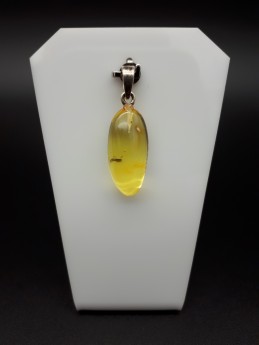 Pendentif ambre