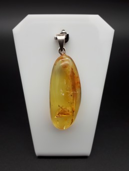 Pendentif ambre