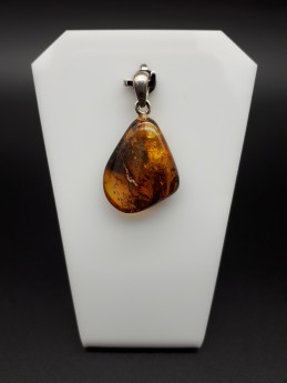 Pendentif ambre