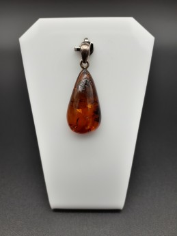 Pendentif ambre