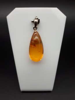 Pendentif ambre