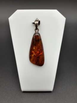 Pendentif ambre