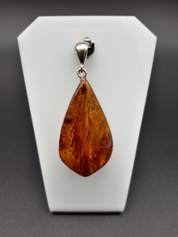 Pendentif ambre