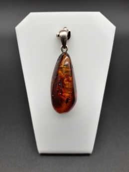 Pendentif ambre