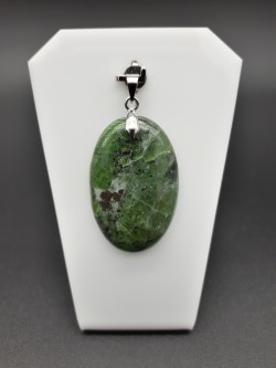 Pendentif diopside