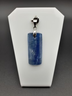 Pendentif cyanite bleue