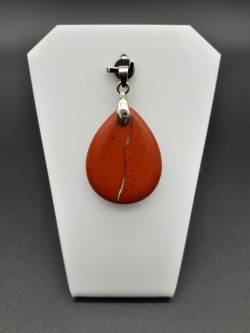 Pendentif jaspe rouge