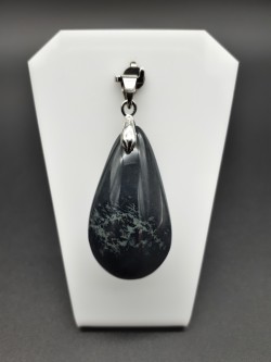 Pendentif obsidienne spider