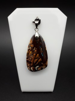 Pendentif opale Boulder