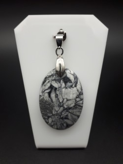 Pendentif pinolite