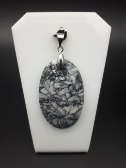 Pendentif pinolite