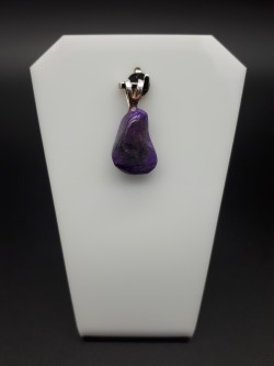 Pendentif sugilite extra