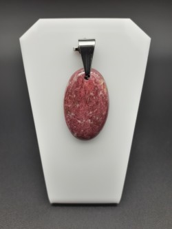 Pendentif thulite rouge