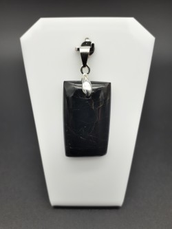 Pendentif tourmaline noire