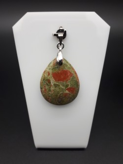 Pendentif unakite