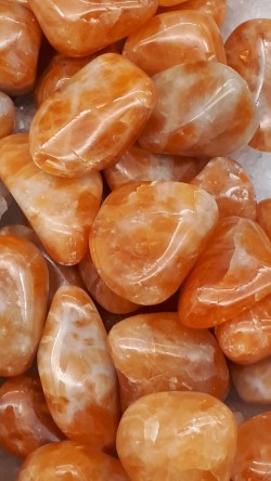 Calcite orange