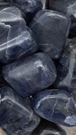 Cordiérite (iolite)