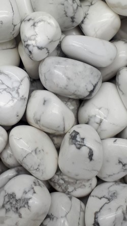 Howlite