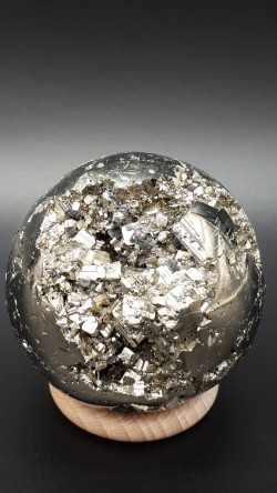 Sphère pyrite