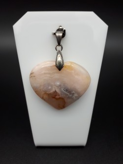 Pendentif agate fleur