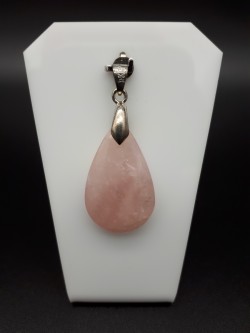 Pendentif quartz rose