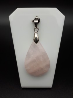 Pendentif quartz rose