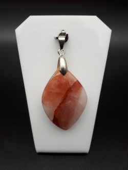 Pendentif quartz hématoïde