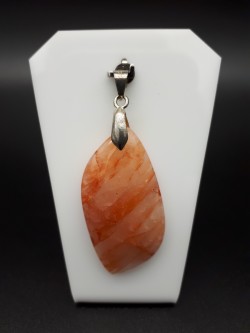 Pendentif quartz hématoïde