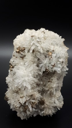 Pyrite sur quartz