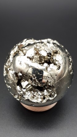 Sphère pyrite