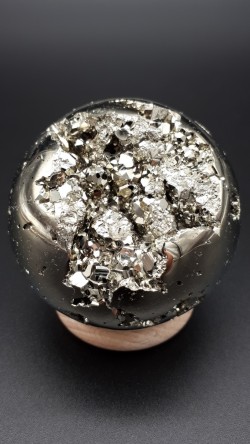 Sphère pyrite