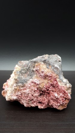 Erythrite