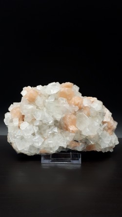 Stilbite sur apophyllite