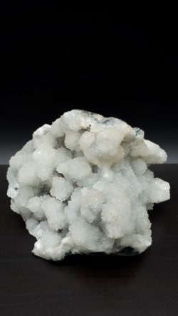 Apophyllite sur quartz et...