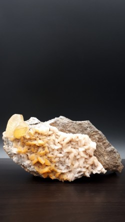 Calcite sur dolomite