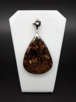 Pendentif bronzite