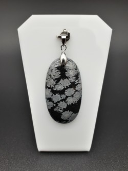 Pendentif obsidienne...