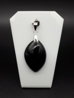 Pendentif tourmaline noire