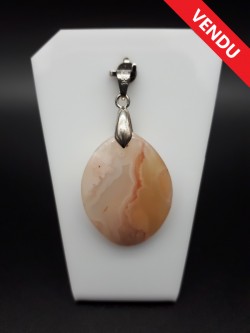 Pendentif agate fleur