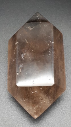 Pointe biterminée de quartz...