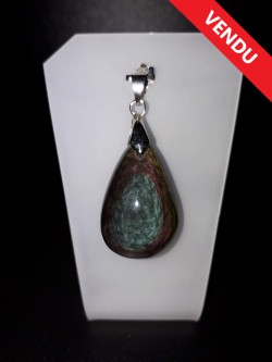 Pendentif obsidienne...