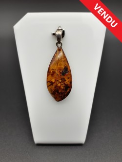 Pendentif ambre