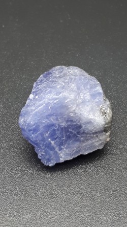 Tanzanite brute