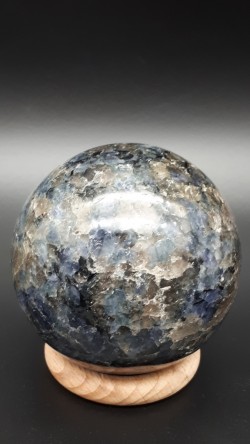 Sphère cordiérite - iolite