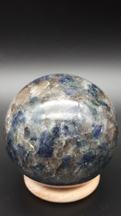 Sphère cordiérite - iolite