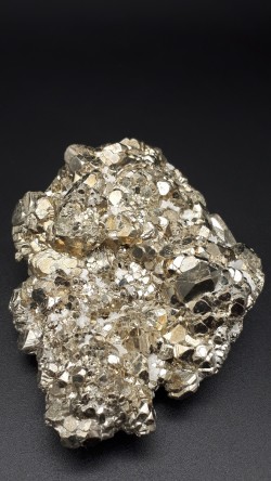 Pyrite brute