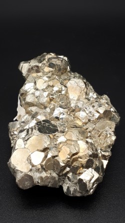 Pyrite brute