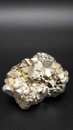 Pyrite brute