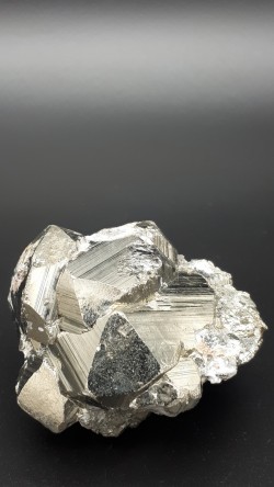 Pyrite brute